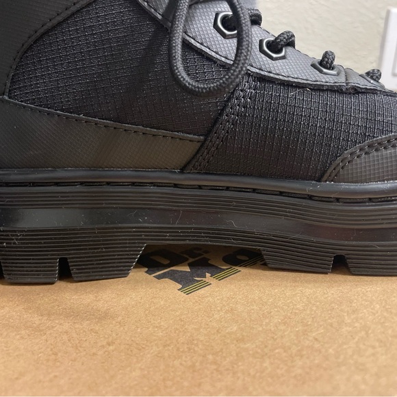 Dr. Martens Combs Tech - Black in Size US 7 (F) US 6 (M) - Picture 8 of 9
